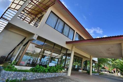 Alongkot Beach Resort