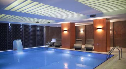 Victory Hotel & Spa