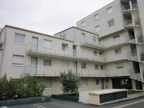 KOSY Appart'hotel Le Champ De Mars Reims