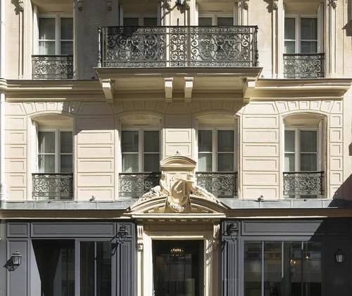 Les Plumes Hotel