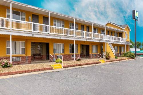 Days Inn by Wyndham Chillicothe