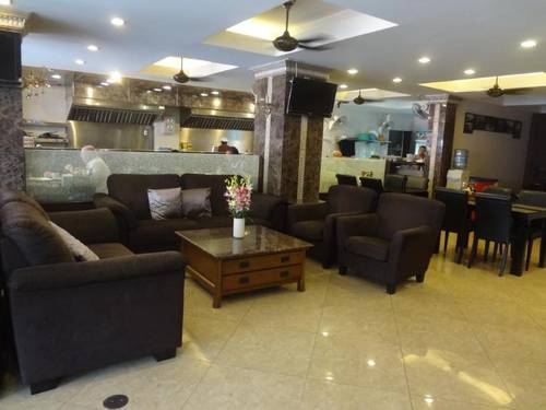 Maleez Lodge Hotel  Restaurant