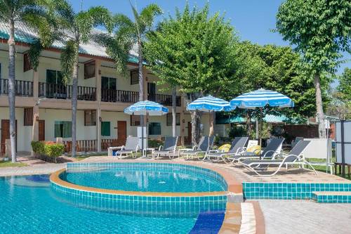 The Green Beach Resort