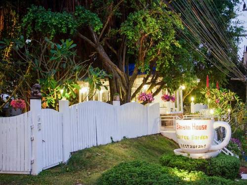 Banyan House Samui Bed and Breakfast Adults Only