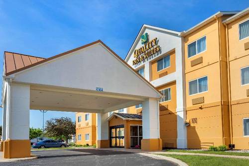 Quality Inn & Suites Bay City