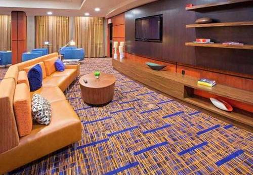 Courtyard by Marriott Louisville Northeast