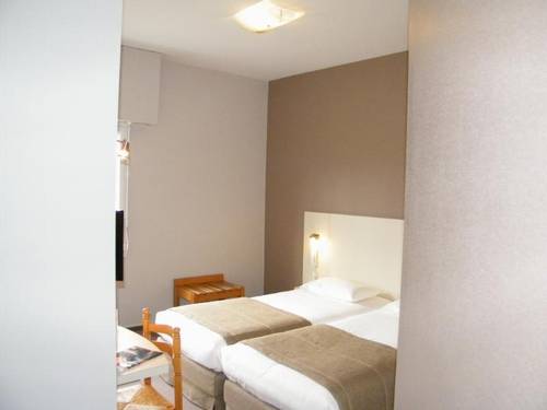 Brit Hotel Armor