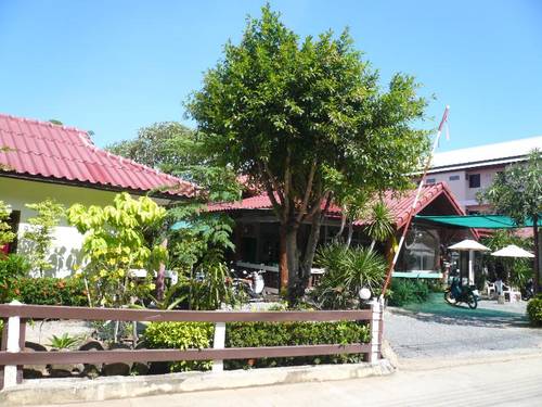 Baan Lamai Resort by ZUZU