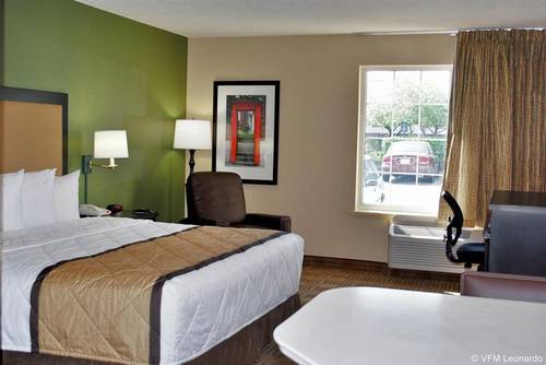 Extended Stay America - Milwaukee - Brookfield