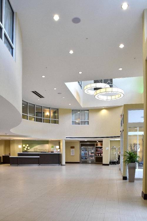 Holiday Inn Canton (Belden Village)