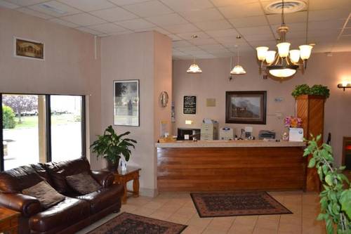 Days Inn Council Bluffs-Lake Manawa