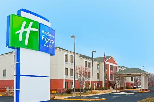 Holiday Inn Express Hotel & Suites Carneys Point