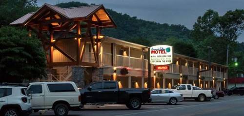 River's Edge Motel