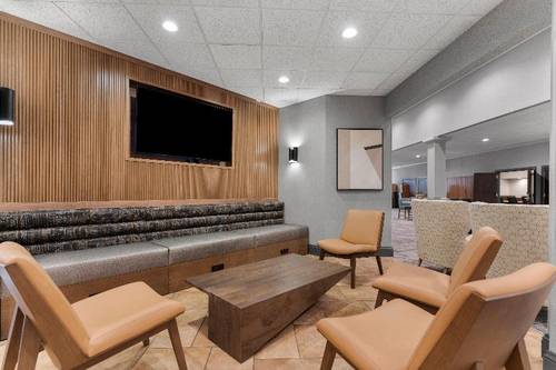Holiday Inn Dubuque/Galena