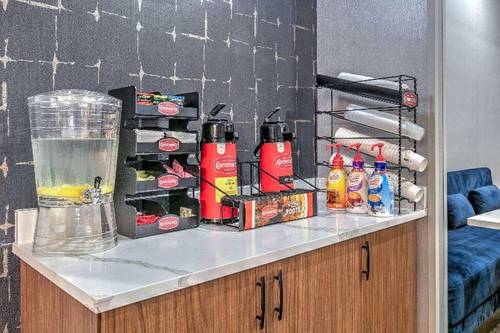 La Quinta Inn and Suites Decatur