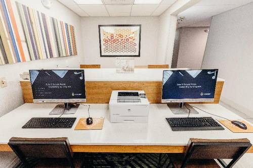 Holiday Inn Express Atlanta NE - I-85 Clairmont