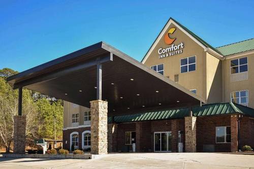 Comfort Inn and Suites Cartersville Emerson Lake P