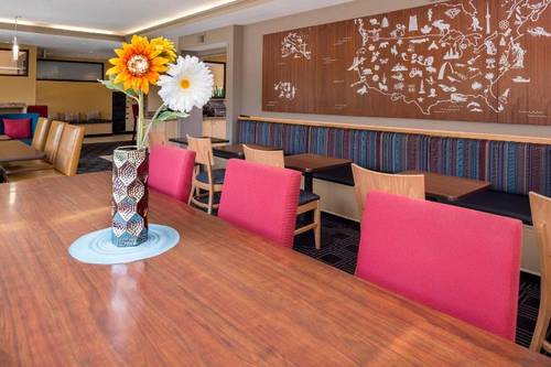 Towneplace Suites By Marriott Huntington