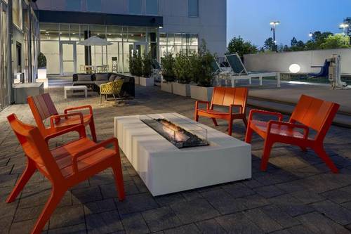 Aloft Jacksonville Airport