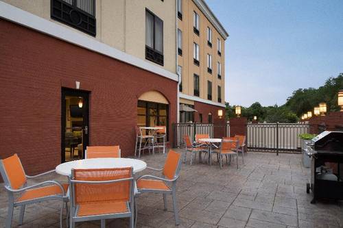 Holiday Inn Express & Suites Knoxville-Clinton