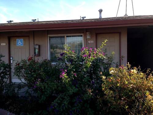 Maple Inn & Suites