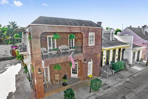 New Orleans Guest House B&B
