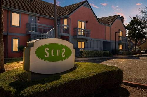 SenS Suites Livermore SureStay Collection by BW