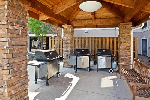 Staybridge Suites Indianapolis-Airport