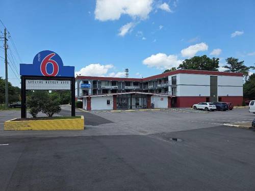 Motel 6 Raleigh, NC – Downtown South
