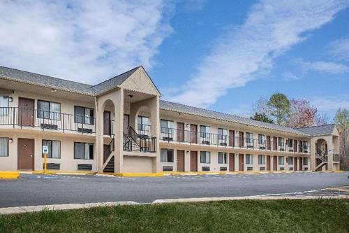 Super 8 by Wyndham Burlington NC