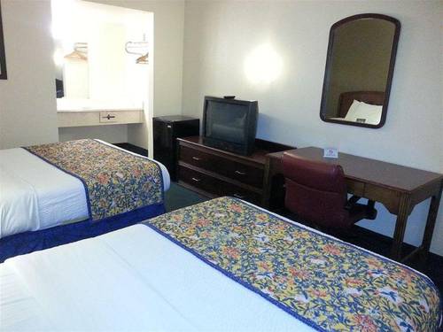 Masters Inn - Tampa Fairgrounds