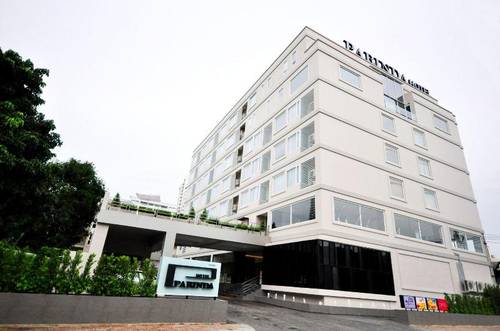Parinda Hotel