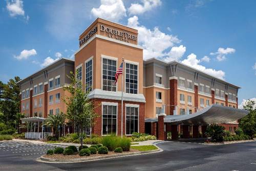 DoubleTree by Hilton Savannah Airport