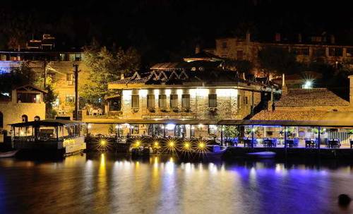Assos Behram Hotel