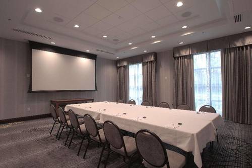 Hampton Inn and Suites Columbus/University Area