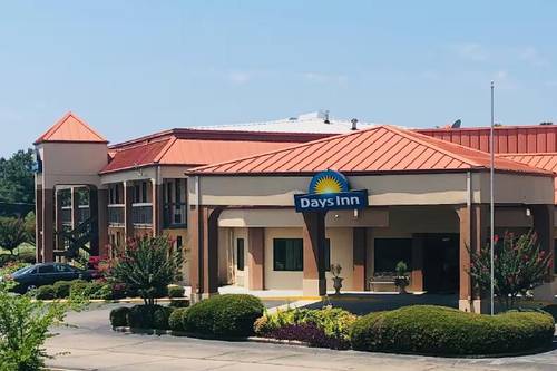 Days Inn by Wyndham Columbus