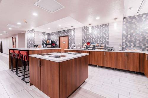 Best Western Plus Waterloo & Cedar Falls