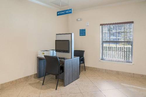 Holiday Inn Club Vacations Orlando Breeze Resort
