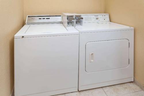 Super 8 by Wyndham Chillicothe