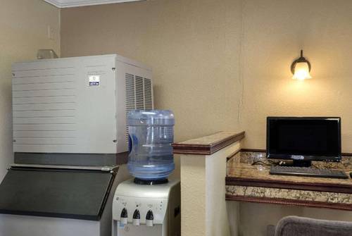 Rodeway Inn North Grand Junction