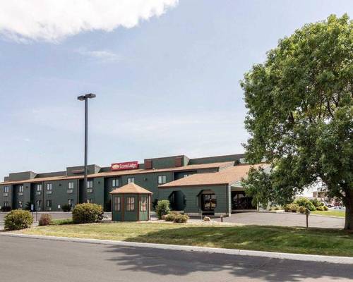 Econo Lodge Watertown