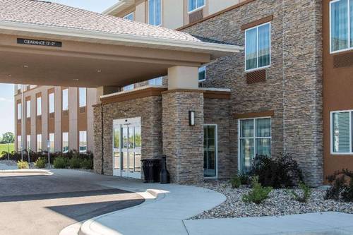 Sleep Inn & Suites Marshall Area
