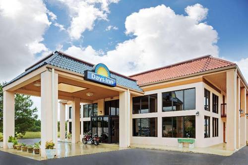 Days Inn by Wyndham Clinton NC