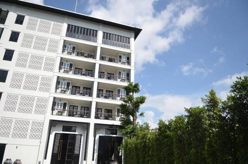 Buri Siri Hotel
