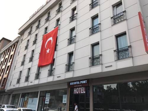 Niconya Port Suites & Hotel