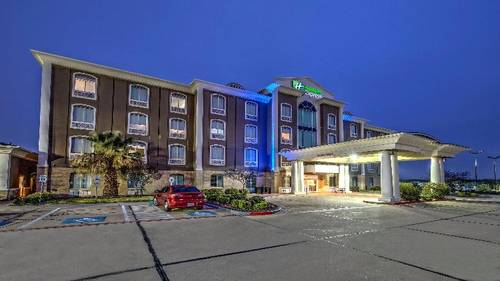 Holiday Inn Express and Suites Corsicana I 45