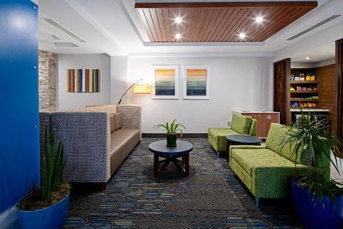 Holiday Inn Express and Suites Atascadero