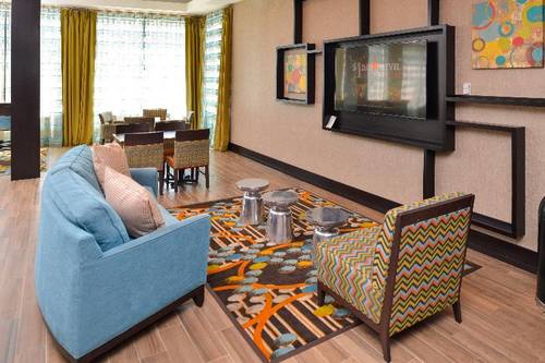 Holiday Inn Express and Suites Austin South
