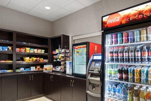 Holiday Inn Hotel and Suites Albuquerque Airport