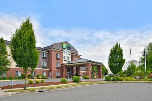 Holiday Inn Express and Suites Albany